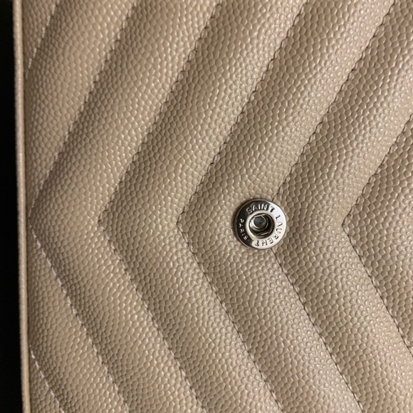 Designer handbag Sold - Picture 7 of 7